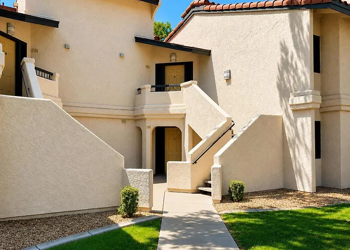 Escape 2br 2ba Pool Gym And King Bed *