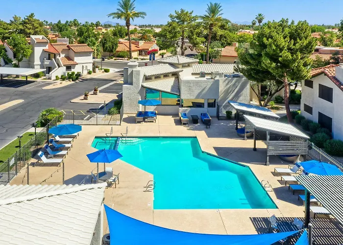 Escape 2br 2ba Pool Gym And King Bed Apartment Chandler