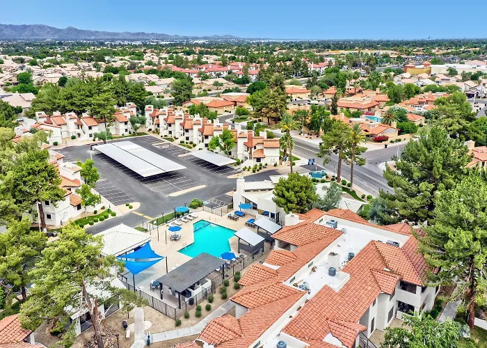 Escape 2br 2ba Pool Gym And King Bed * Chandler